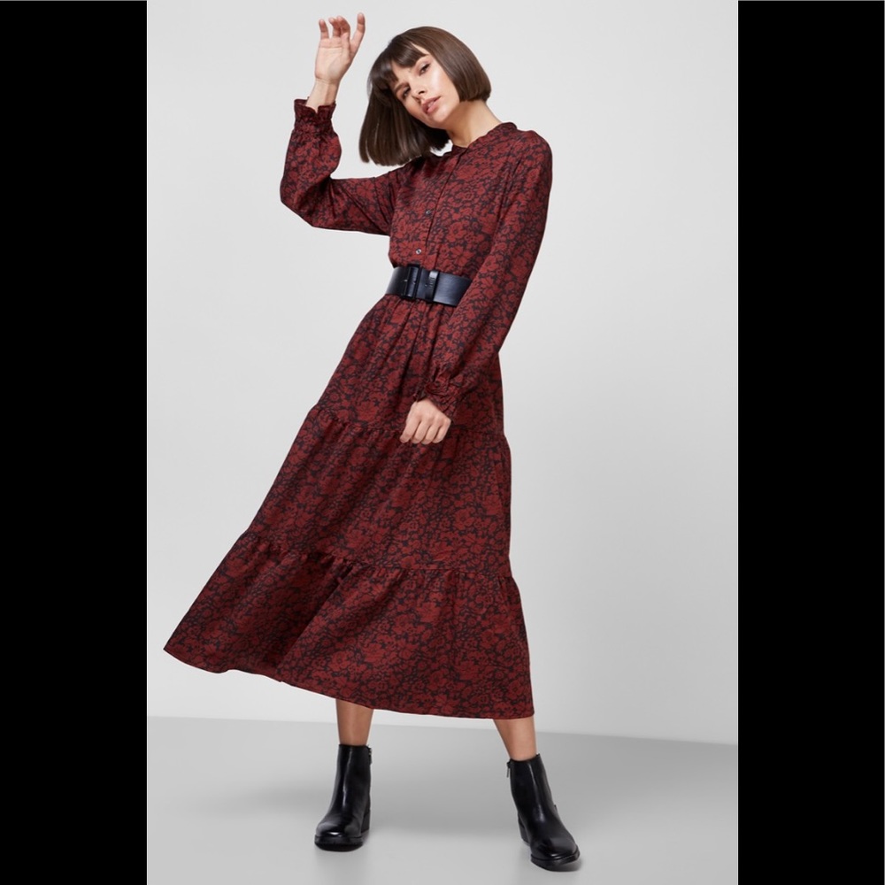 NWT Levi’s Size Small Marion Long Sleeve Floral Print Midi Dress